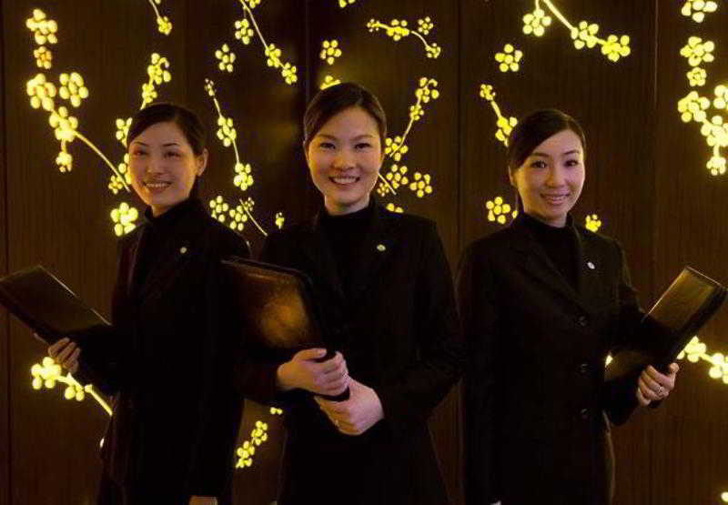 Renaissance Shanghai Zhongshan Park Hotel Dış mekan fotoğraf