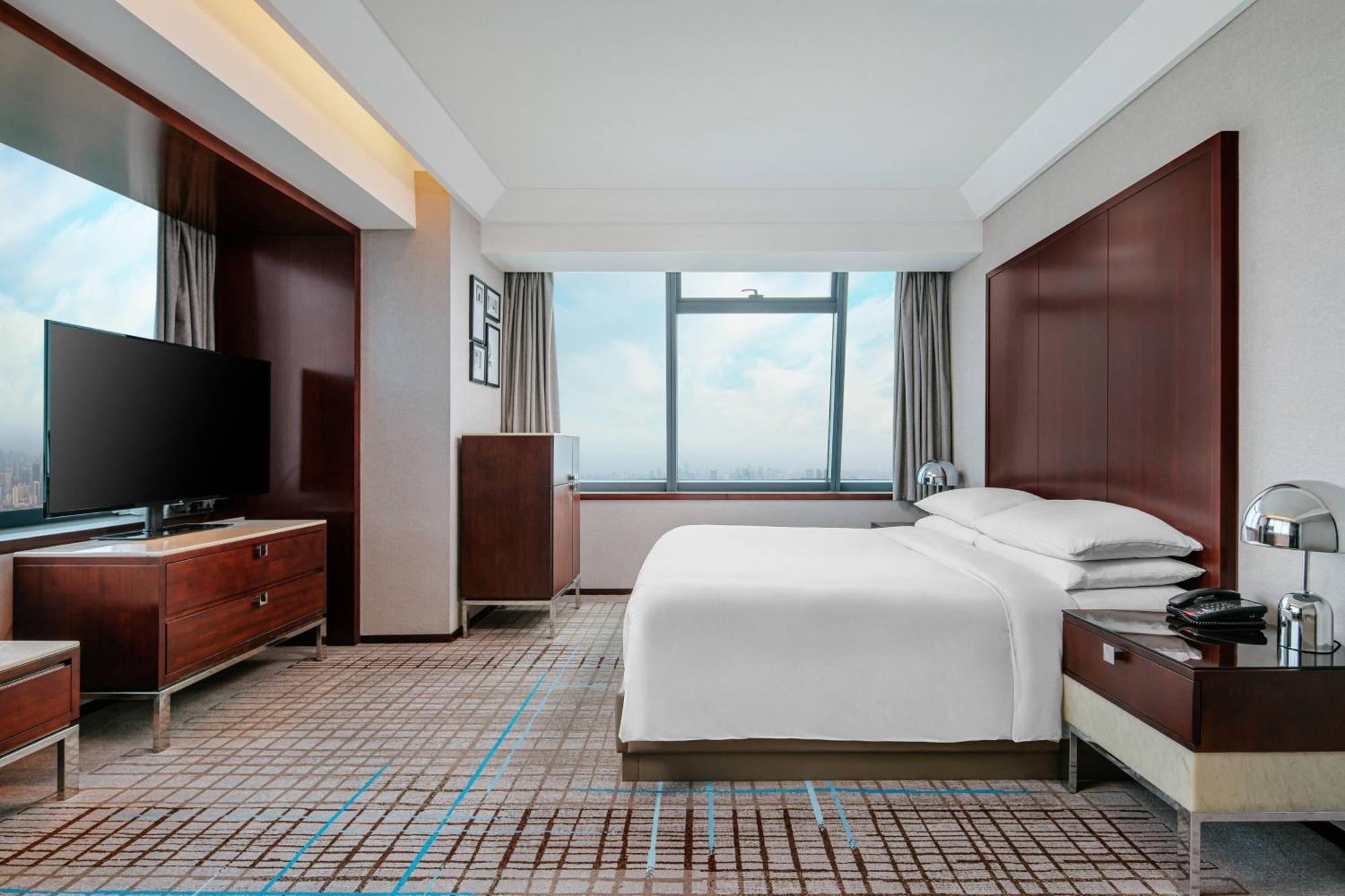 Renaissance Shanghai Zhongshan Park Hotel Dış mekan fotoğraf