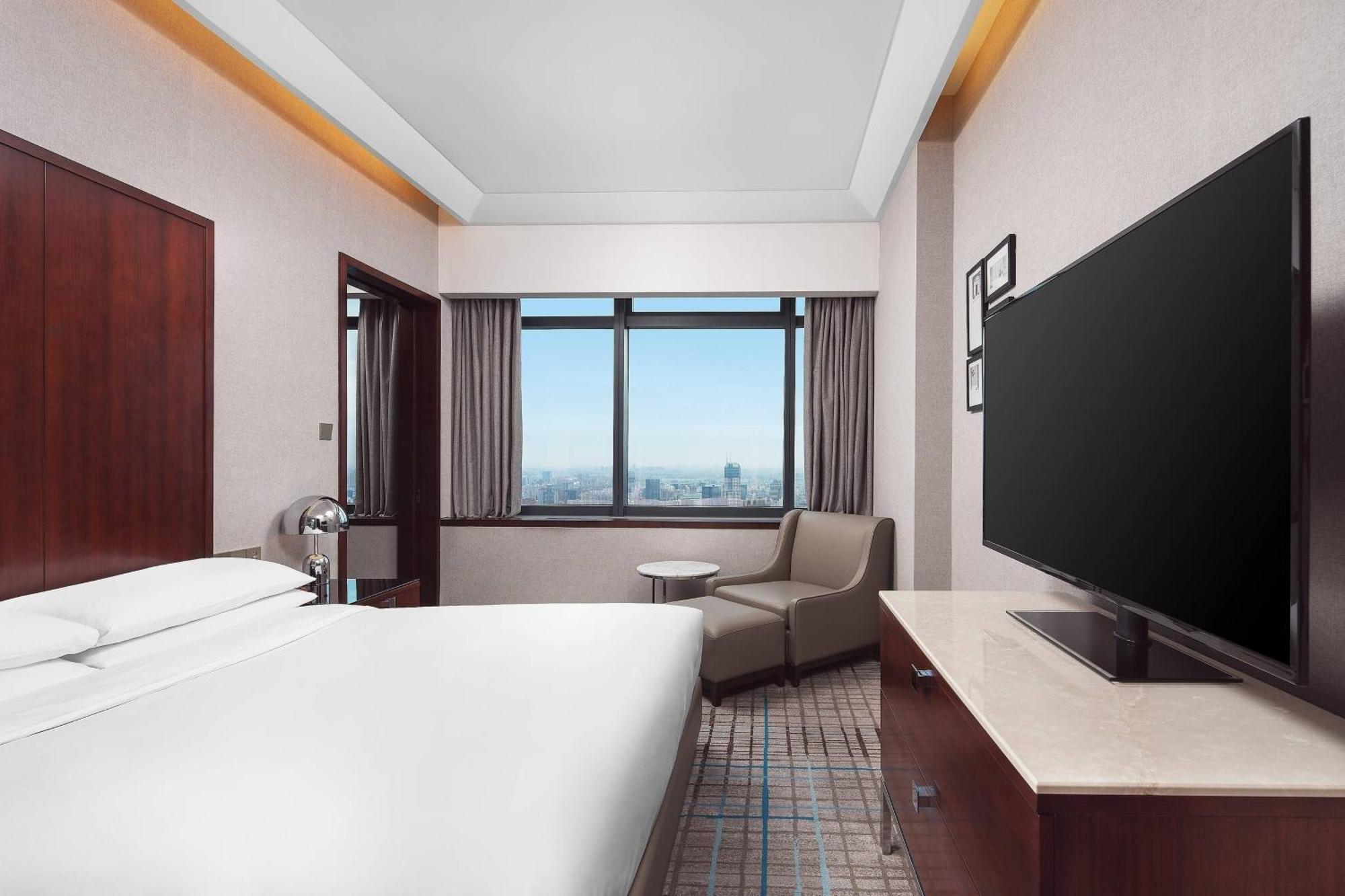 Renaissance Shanghai Zhongshan Park Hotel Dış mekan fotoğraf