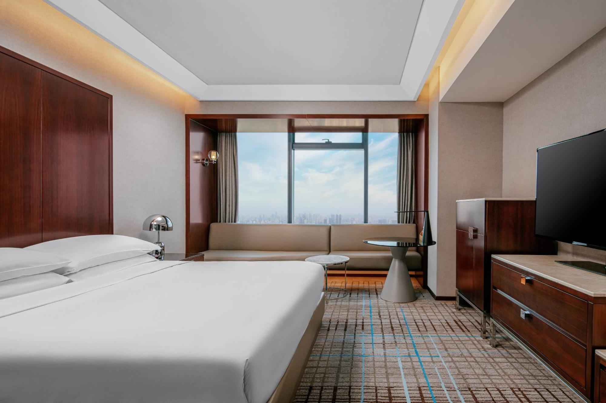 Renaissance Shanghai Zhongshan Park Hotel Dış mekan fotoğraf